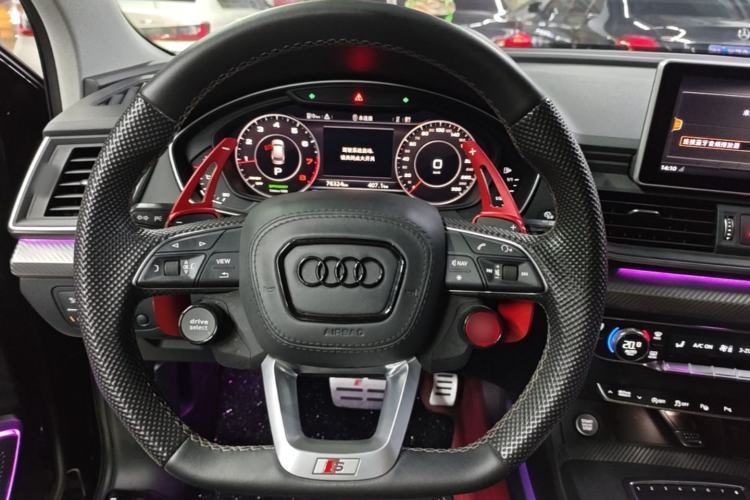 Used Audi Q5L 2020 45 TFSI Prestige Fashion Model Steering Wheel