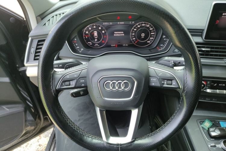 Used Audi Q5L 2020 Updated 40 TFSI Prestige Fashion Edition Steering Wheel