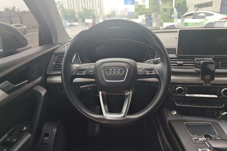 Used Audi Q5L 2020 Updated 40 TFSI Prestige Fashion Edition Steering Wheel