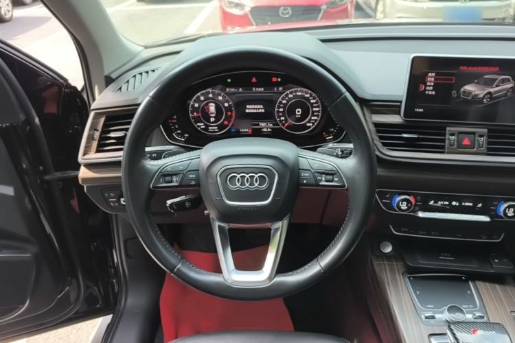 Used Audi Q5L 2020 Updated 40 TFSI Prestige Fashion Edition Steering Wheel