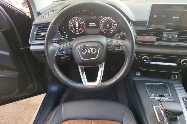 Used Audi Q5L 2020 Updated 40 TFSI Prestige Fashion Edition Steering Wheel