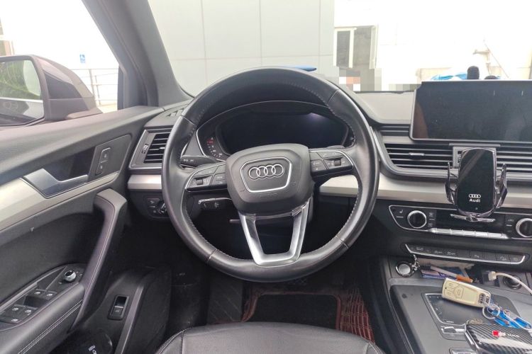 Used Audi Q5L 2020 Updated 40 TFSI Prestige Fashion Edition Steering Wheel