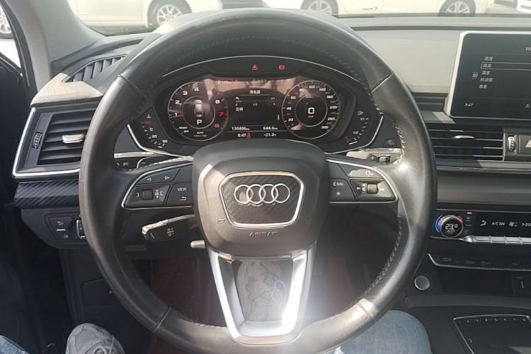 Used Audi Q5L 2020 Updated 40 TFSI Prestige Fashion Edition Steering Wheel