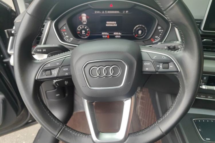Used Audi Q5L 2020 Updated 40 TFSI Prestige Fashion Edition Steering Wheel
