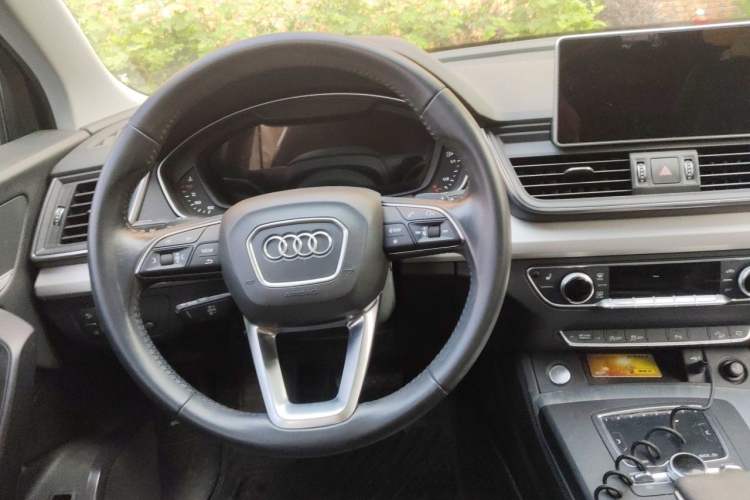 Used Audi Q5L 2020 40 TFSI Prestige Fashion Edition Steering Wheel