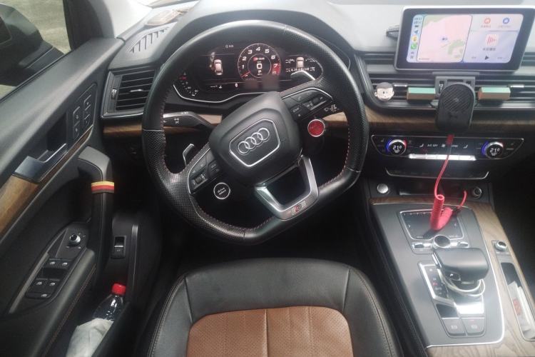 Used Audi Q5L 2020 Updated 40 TFSI Prestige Fashion Edition Steering Wheel