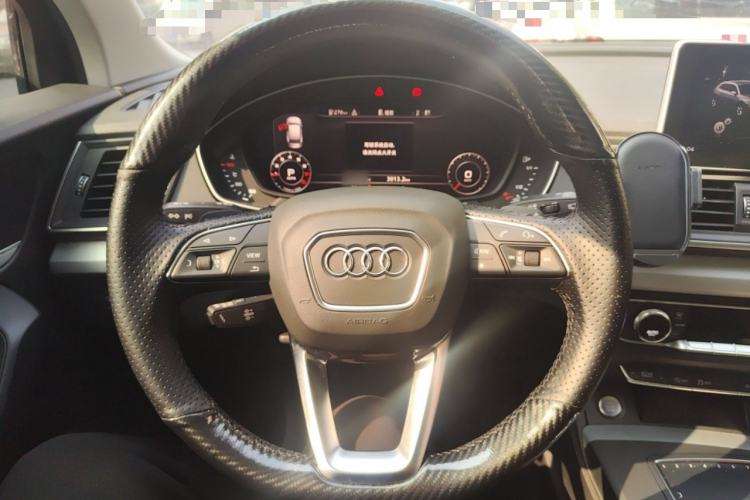 Used Audi Q5L 2020 Updated 40 TFSI Prestige Fashion Edition Steering Wheel