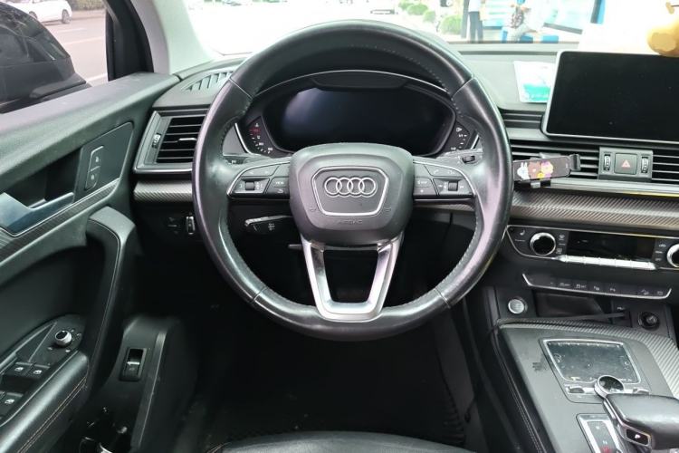 Used Audi Q5L 2020 45 TFSI Prestige Fashion Model Steering Wheel