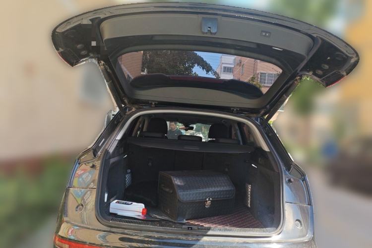 Used Audi Q5L 2020 Updated 40 TFSI Prestige Fashion Edition Trunk