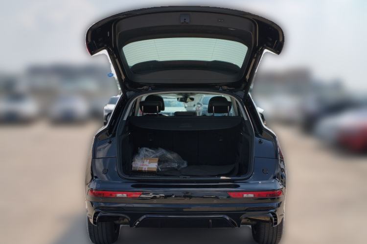 Used Audi Q5L 2020 Updated 40 TFSI Prestige Fashion Edition Trunk