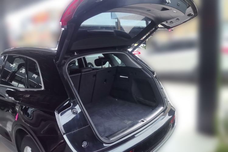 Used Audi Q5L 2020 40 TFSI Prestige Edition Trunk