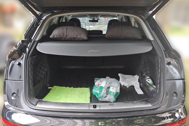 Used Audi Q5L 2020 Updated 40 TFSI Prestige Fashion Edition Trunk