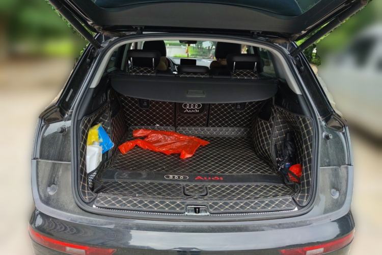 Used Audi Q5L 2020 Updated 40 TFSI Prestige Fashion Edition Trunk