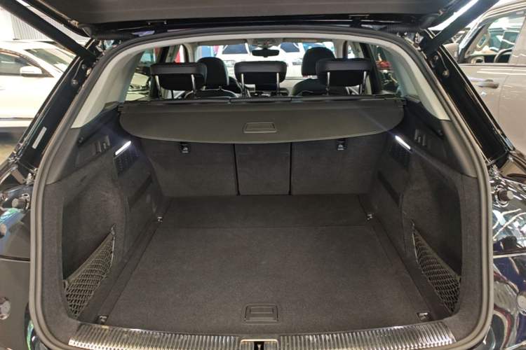 Used Audi Q5L 2020 40 TFSI Prestige Fashion Edition Trunk