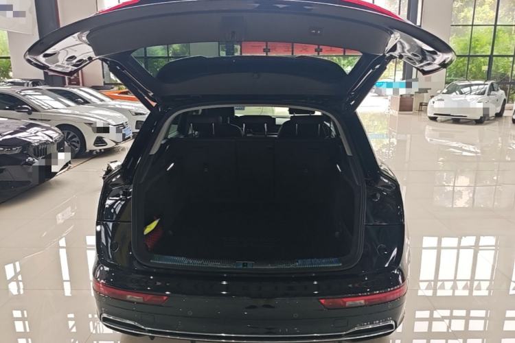 Used Audi Q5L 2020 45 TFSI Prestige Fashion Model Trunk