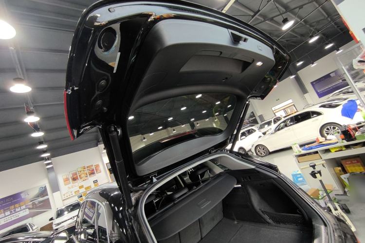 Used Audi Q5L 2020 40 TFSI Prestige Edition Trunk