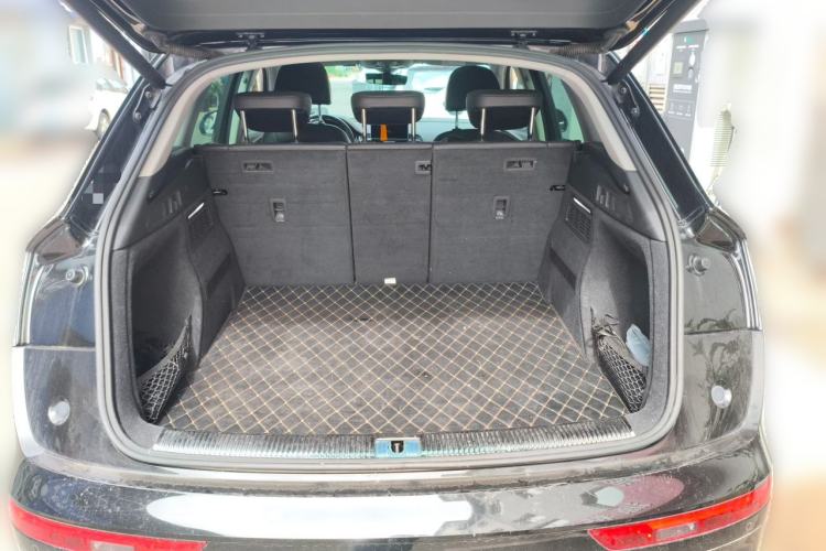 Used Audi Q5L 2020 45 TFSI Prestige Fashion Model Trunk