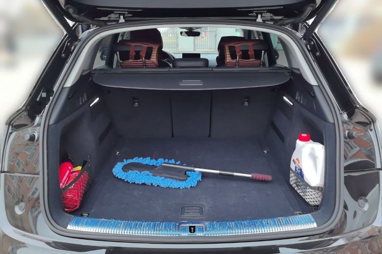 Used Audi Q5L 2020 Updated 40 TFSI Prestige Fashion Edition Trunk