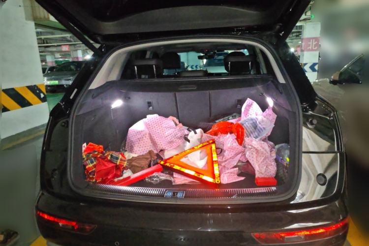 Used Audi Q5L 2020 Revised 40 TFSI Prestige Edition Trunk