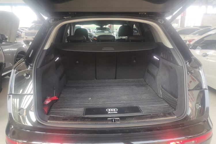 Used Audi Q5L 2020 Revised 40 TFSI Prestige Edition Trunk