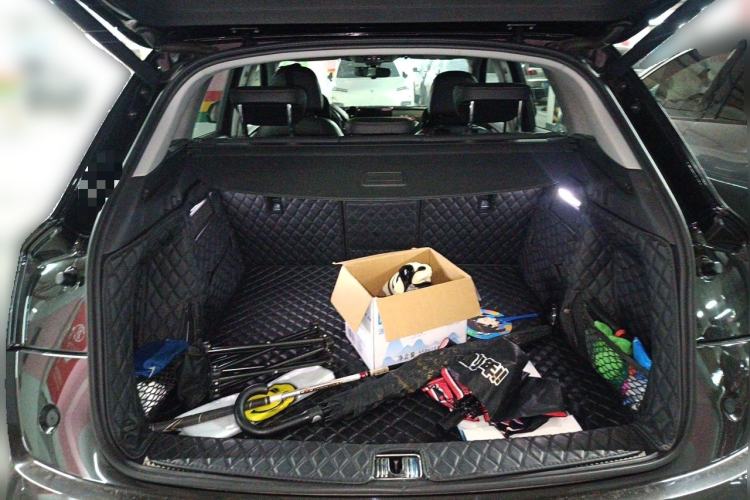 Used Audi Q5L 2020 45 TFSI Prestige Fashion Model Trunk