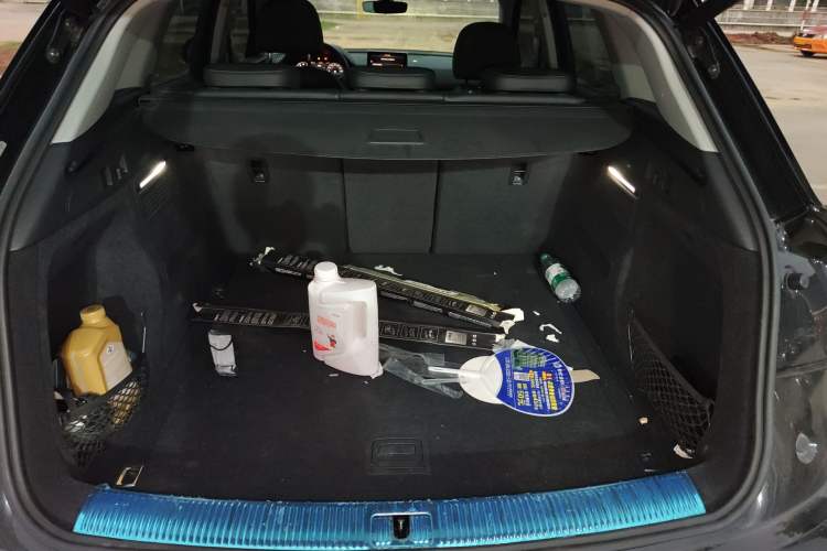 Used Audi Q5L 2020 Updated 40 TFSI Prestige Fashion Edition Trunk