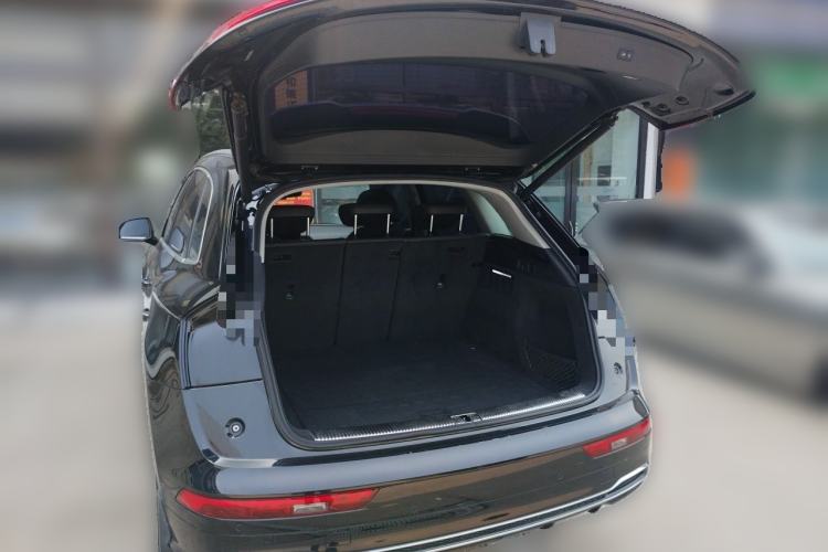 Used Audi Q5L 2020 Updated 40 TFSI Prestige Fashion Edition Trunk