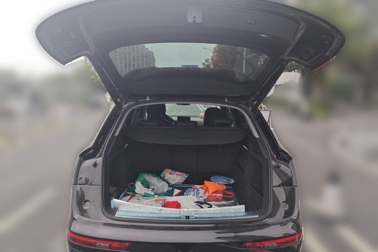 Used Audi Q5L 2020 Updated 40 TFSI Prestige Fashion Edition Trunk