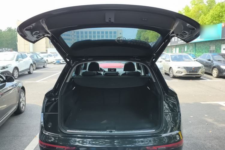 Used Audi Q5L 2020 Updated 40 TFSI Prestige Fashion Edition Trunk