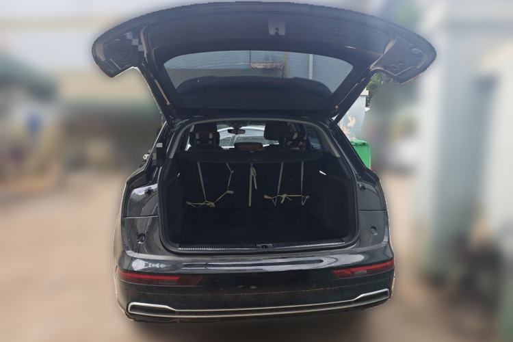 Used Audi Q5L 2020 Updated 40 TFSI Prestige Fashion Edition Trunk
