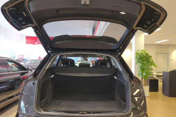 Used Audi Q5L 2020 40 TFSI Prestige Fashion Edition Trunk