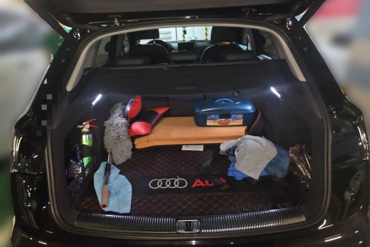 Used Audi Q5L 2020 Updated 40 TFSI Prestige Fashion Edition Trunk