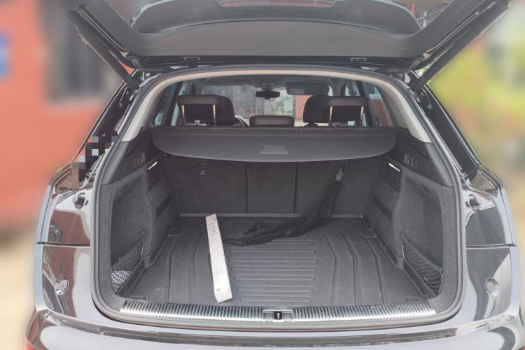 Used Audi Q5L 2020 45 TFSI Prestige Fashion Model Trunk