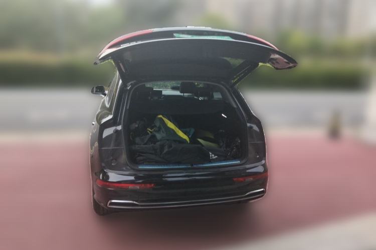 Used Audi Q5L 2020 Updated 40 TFSI Prestige Fashion Edition Trunk
