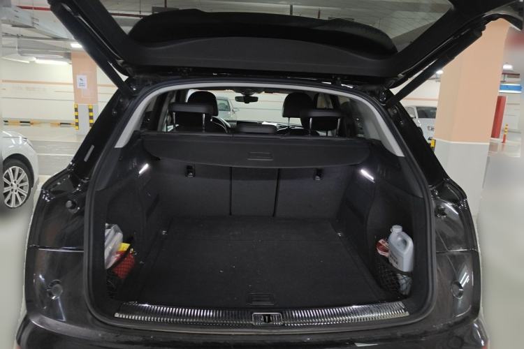 Used Audi Q5L 2020 Updated 40 TFSI Prestige Fashion Edition Trunk