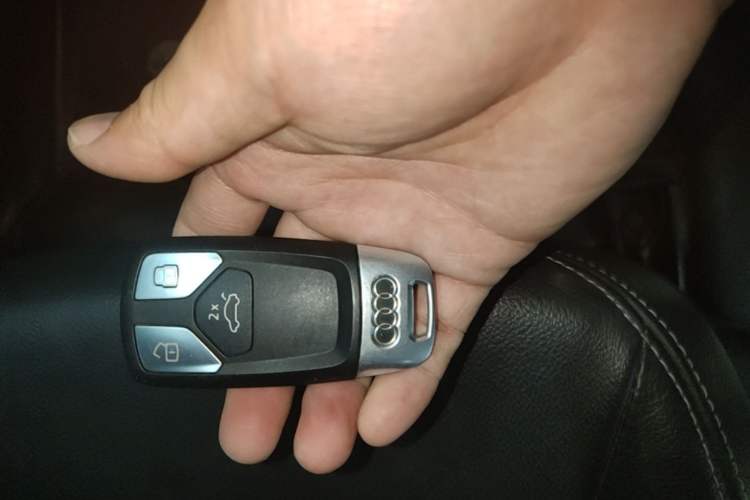 Used Audi Q5L 2020 45 TFSI Prestige Fashion Model Vehicle Key