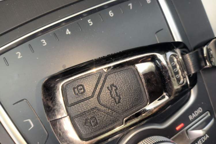 Used Audi Q5L 2020 40 TFSI Prestige Fashion Edition Vehicle Key