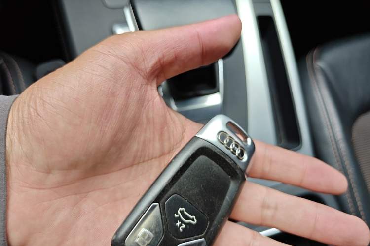 Used Audi Q5L 2020 Revised 40 TFSI Prestige Edition Vehicle Key