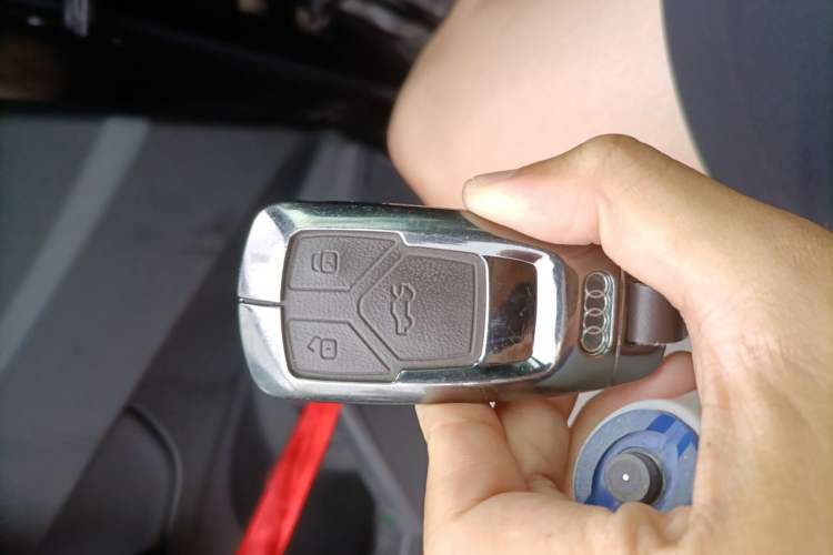 Used Audi Q5L 2020 40 TFSI Prestige Fashion Edition Vehicle Key
