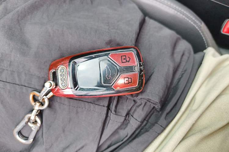 Used Audi Q5L 2020 40 TFSI Prestige Fashion Edition Vehicle Key