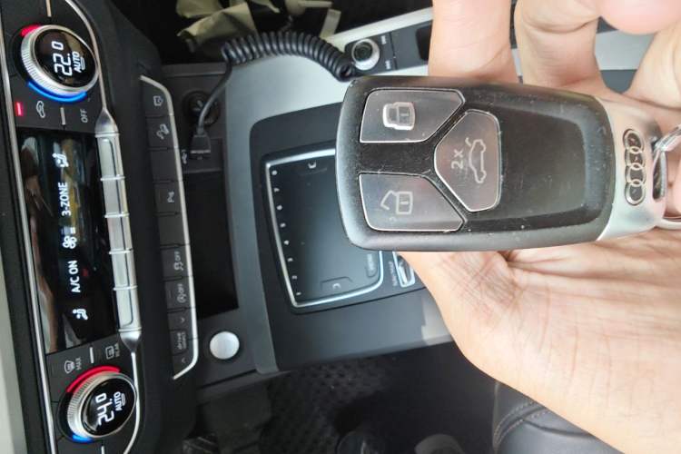 Used Audi Q5L 2020 40 TFSI Prestige Fashion Edition Vehicle Key