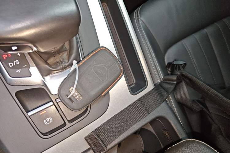 Used Audi Q5L 2020 40 TFSI Prestige Fashion Edition Vehicle Key