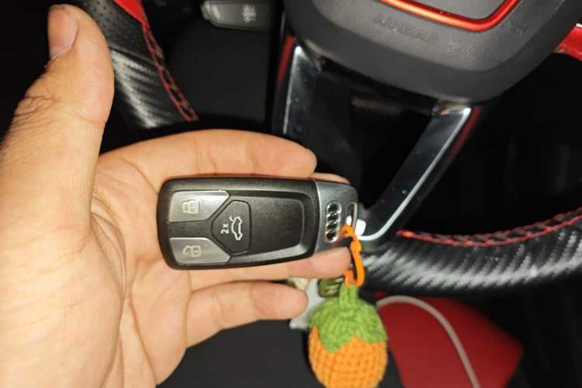 Used Audi Q5L 2020 Updated 40 TFSI Prestige Fashion Edition Vehicle Key