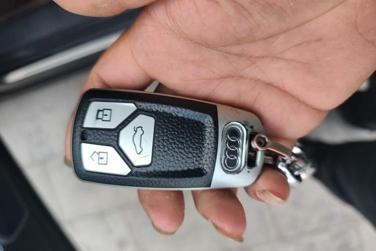 Used Audi Q5L 2020 Revised 40 TFSI Prestige Edition Vehicle Key