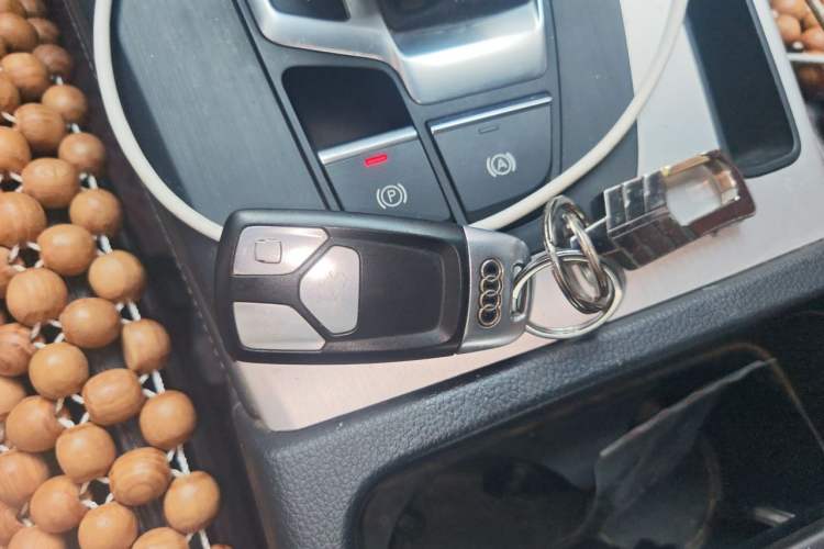 Used Audi Q5L 2020 40 TFSI Prestige Fashion Edition Vehicle Key