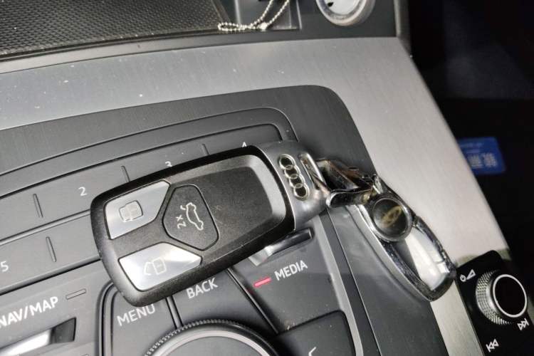 Used Audi Q5L 2020 Revised 40 TFSI Prestige Edition Vehicle Key