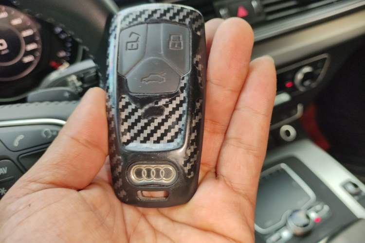 Used Audi Q5L 2020 40 TFSI Prestige Fashion Edition Vehicle Key