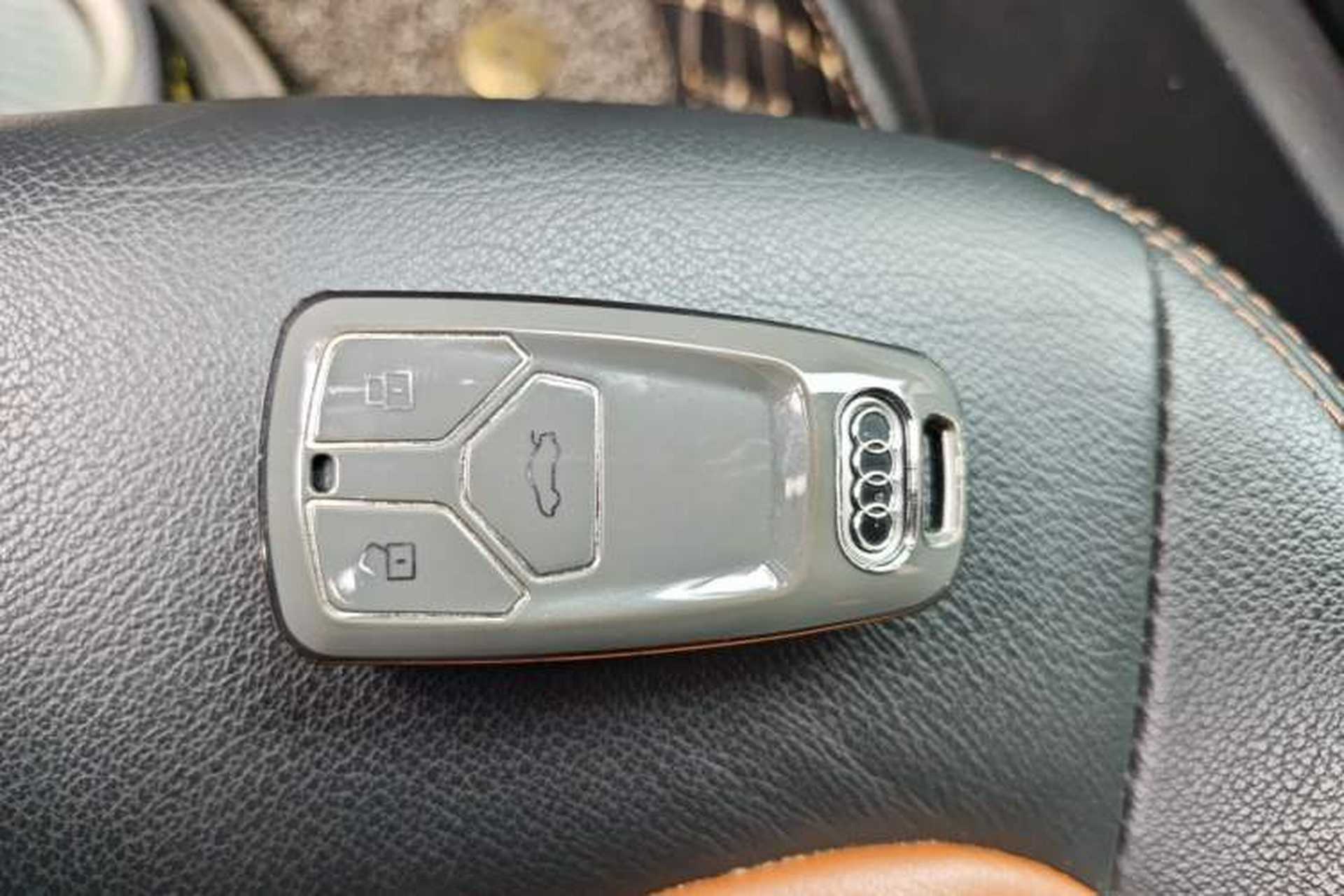 Used Audi Q5L 2020 Updated 40 TFSI Prestige Fashion Edition Vehicle Key