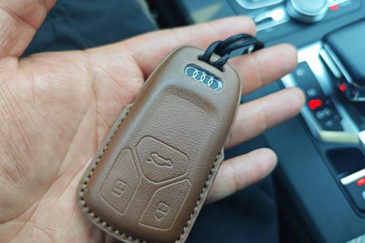 Used Audi Q5L 2020 45 TFSI Prestige Fashion Model Vehicle Key
