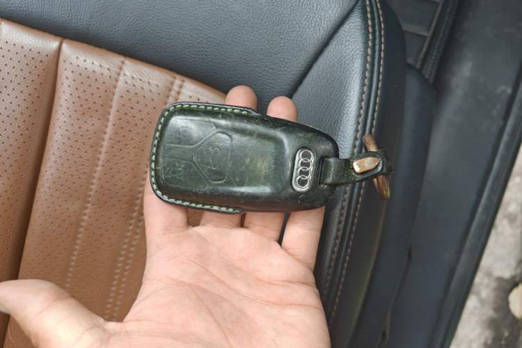 Used Audi Q5L 2020 Updated 40 TFSI Prestige Fashion Edition Vehicle Key